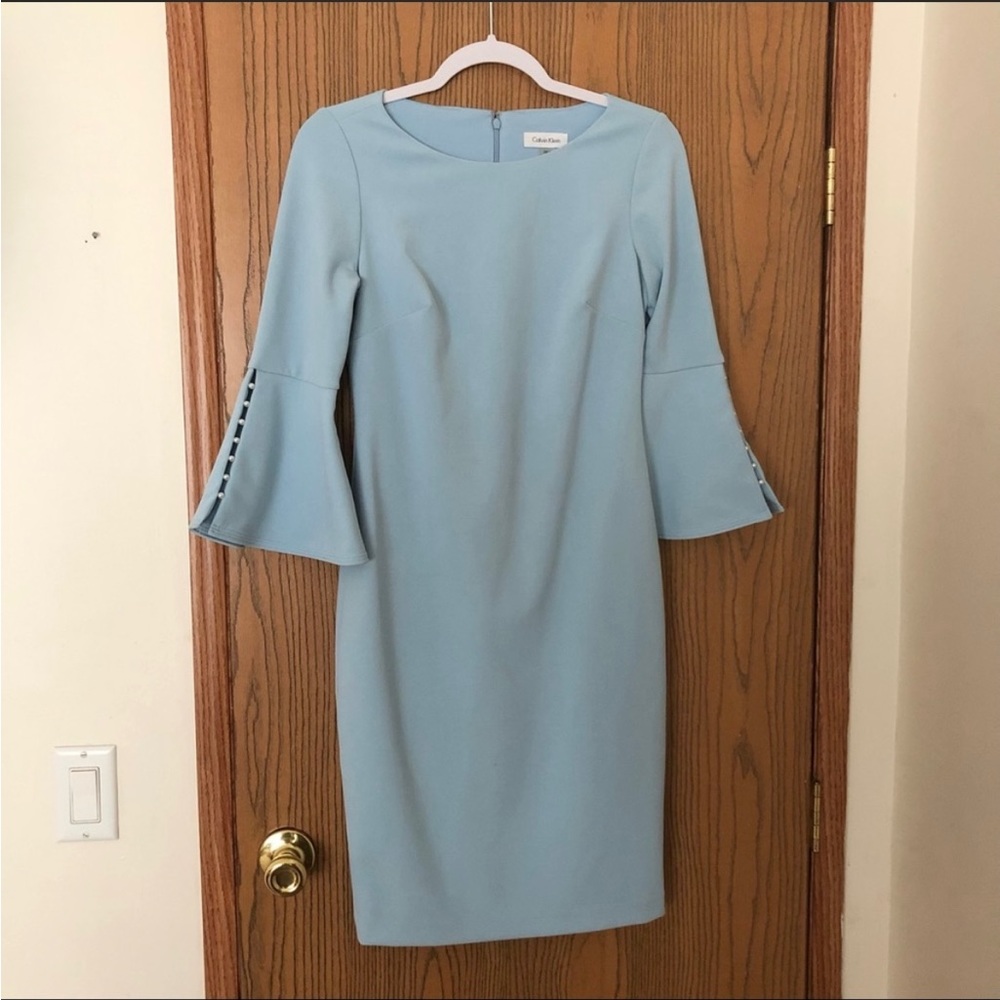 Calvin Klein Light Blue Dress w/Pearl Bell 1/2 Sleeve.  Size 4